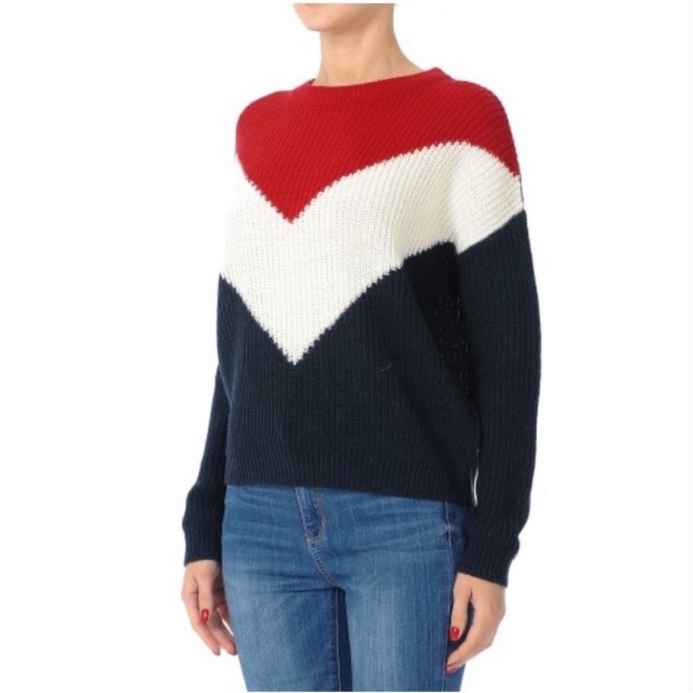 Red White and Blue V Neck Sweater Sz M